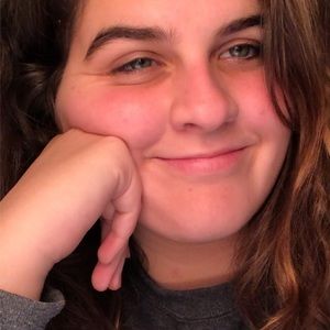 Meet your Posher, Hailey